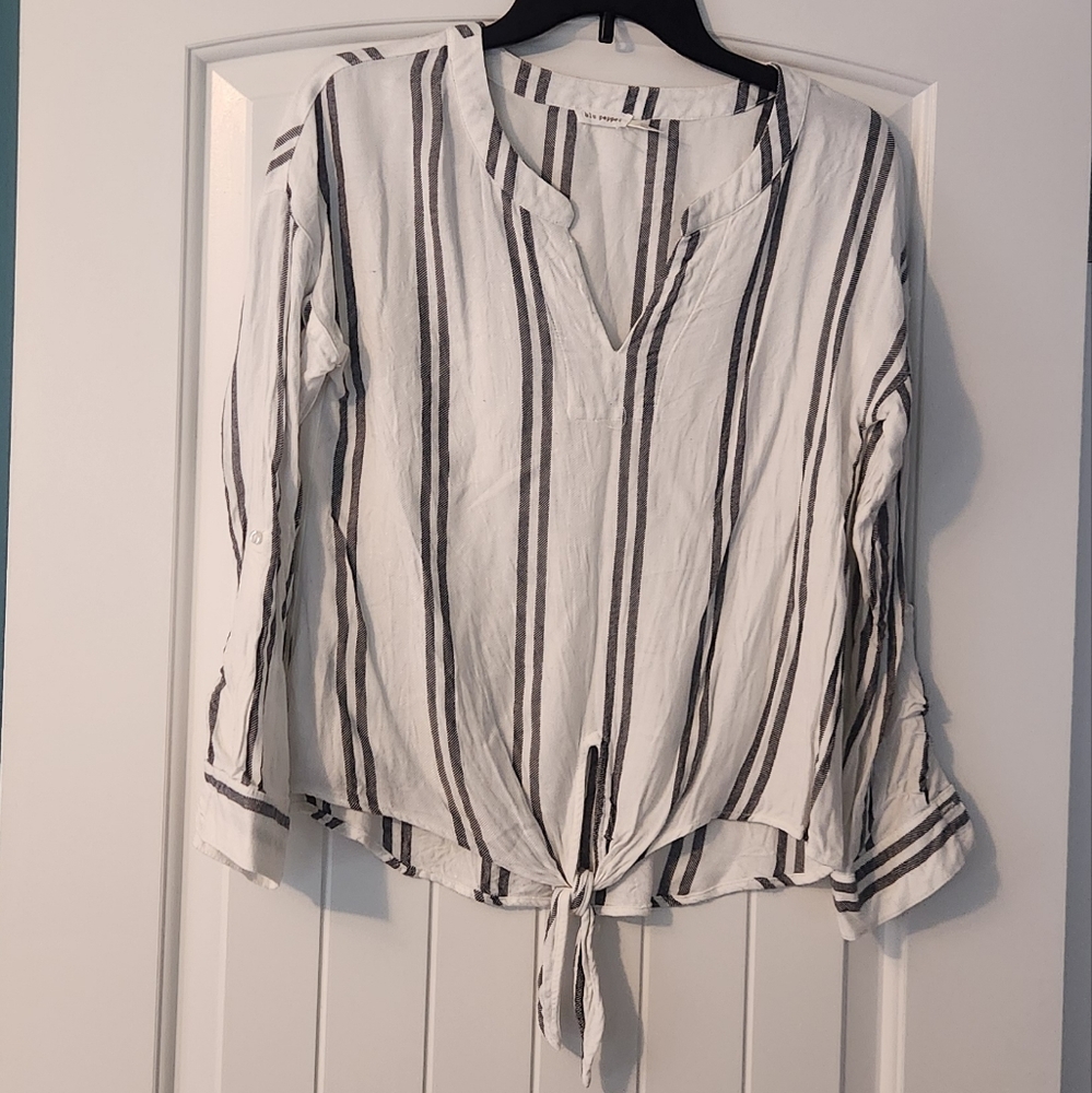 Women's White and Blue Striped Shirt